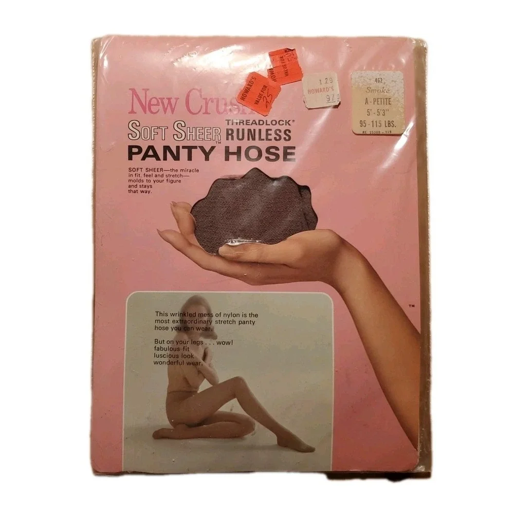 Vtg 1970 NEW CRUSH Soft Sheer Pantyhose Size A‎ Petite SMOKE Bear Brand Hosiery